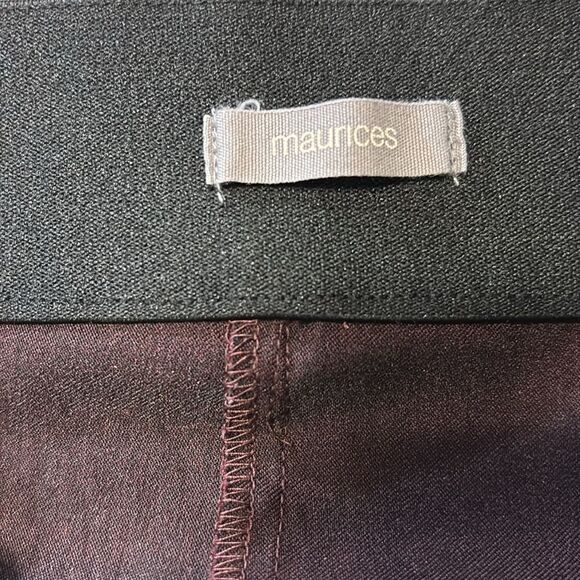 Maurice's Size Large purple skinny pants with slimming waistline/faux pockets - Picture 7 of 9